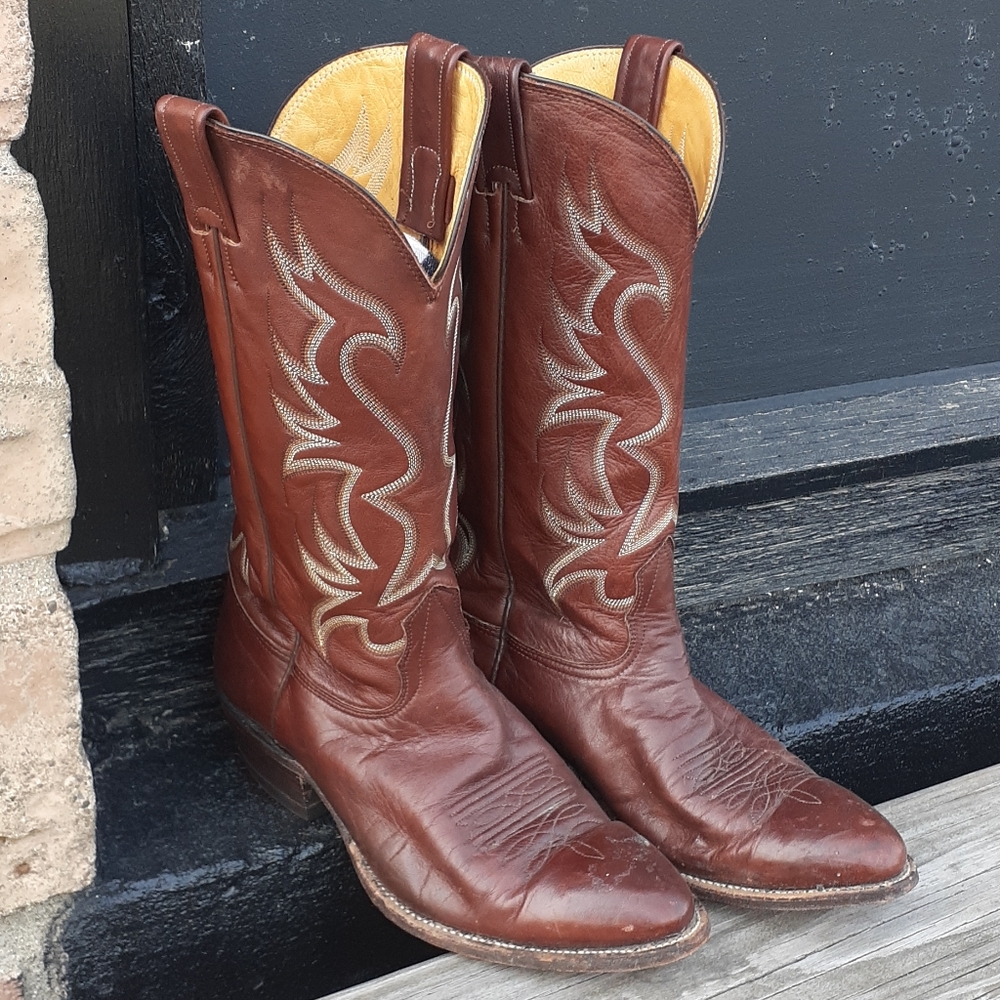 Mens Nocona brown boot 9